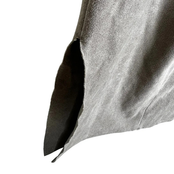 Wilfred Free Aritzia • Vegan Suede Lis Skirt - Picture 7 of 10